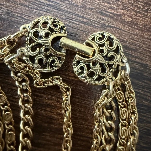 Vintage Goldette NY Multi-strand Necklace Locket Pill Box Gold With Gems - Picture 3 of 9